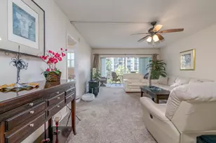 2731 NE 14th St, Pompano Beach, FL 33062 - Photo 13