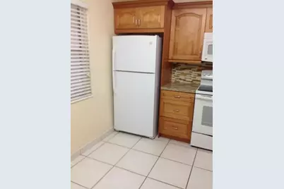 4100 N 58th Avenue #303, Hollywood, FL 33021 - Photo 3