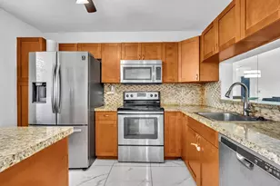 2659 Carambola Cir N, Coconut Creek, FL 33066 - Photo 23