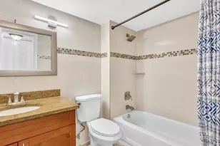 2659 Carambola Cir N, Coconut Creek, FL 33066 - Photo 29