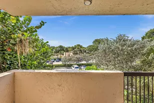 2659 Carambola Cir N, Coconut Creek, FL 33066 - Photo 39