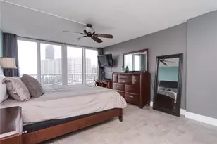 121 Golden Isles Dr, Hallandale Beach, FL 33009 - Photo 11