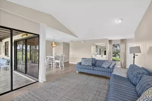 13355 Touchstone Pl, Palm Beach Gardens, FL 33418 - Photo 3