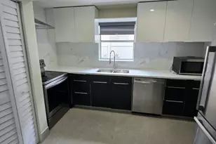 7924 SW 8th St, North Lauderdale, FL 33068 - Photo 13