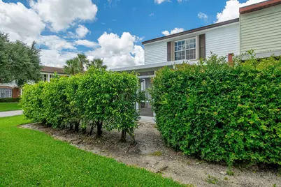 1626 Brier Patch Trail, Wellington, FL 33414 - Photo 27