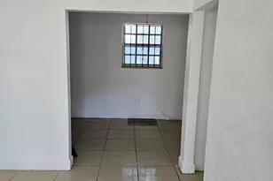 7041 NW 6th Ave, Miami, FL 33150 - Photo 5