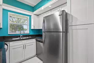 8400 W Sample Rd, Coral Springs, FL 33065 - Photo 5