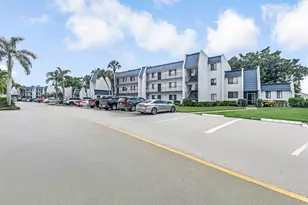 4465 Luxemburg Ct, Lake Worth, FL 33467 - Photo 3
