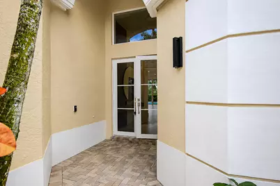 16053 Villa Vizcaya Place, Delray Beach, FL 33446 - Photo 3