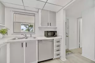 6800 Royal Palm Blvd, Margate, FL 33063 - Photo 7