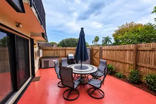 1540 Forest Lakes Cir, West Palm Beach, FL 33406 - Photo 5