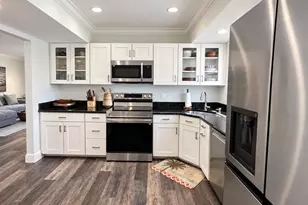 1 Colonial Club Dr, Boynton Beach, FL 33435 - Photo 9