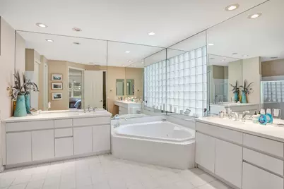 16106 Villa Vizcaya Place, Delray Beach, FL 33446 - Photo 29
