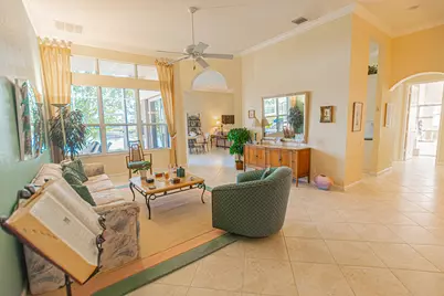 468 NW Blue Lake Drive, Port Saint Lucie, FL 34986 - Photo 3