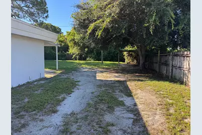 2417 Saint Lucie Boulevard, Fort Pierce, FL 34946 - Photo 5