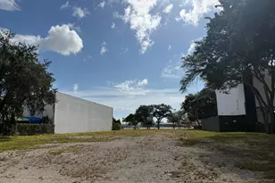 3500 N 28th Terrace, Hollywood, FL 33020 - Photo 1