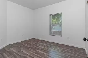 105 2nd St, Lake Park, FL 33403 - Photo 9