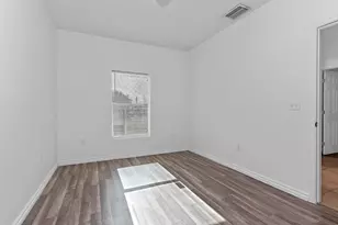 105 2nd St, Lake Park, FL 33403 - Photo 13
