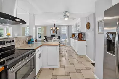 14011 Kingston Bay, Boynton Beach, FL 33436 - Photo 5