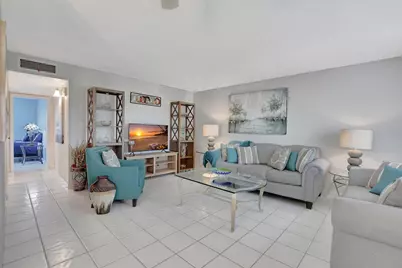 204 Burgundy E, Delray Beach, FL 33484 - Photo 5