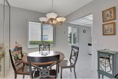 204 Burgundy E, Delray Beach, FL 33484 - Photo 9