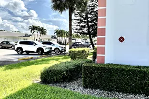 16 Plymouth A, West Palm Beach, FL 33417 - Photo 7