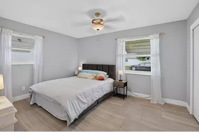 400 SW 8th Place, Boynton Beach, FL 33426 - Photo 17