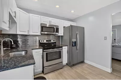 400 SW 8th Place, Boynton Beach, FL 33426 - Photo 15