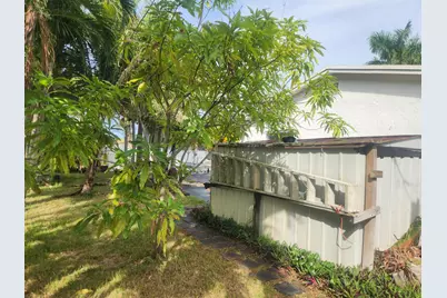 225 S Sequoia Drive, West Palm Beach, FL 33409 - Photo 13