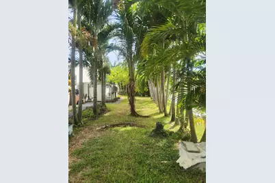 225 S Sequoia Drive, West Palm Beach, FL 33409 - Photo 17