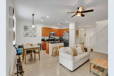 5804 NW 46th Lane, Tamarac, FL 33319 - Photo 9