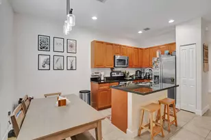5804 NW 46th Ln, Tamarac, FL 33319 - Photo 7