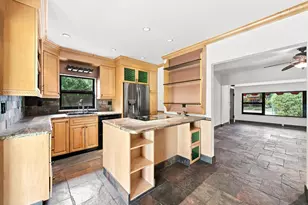1110 SW 18th Ct, Fort Lauderdale, FL 33315 - Photo 5