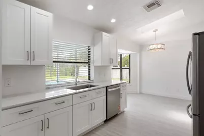 160 SW Grove Avenue, Port Saint Lucie, FL 34983 - Photo 13