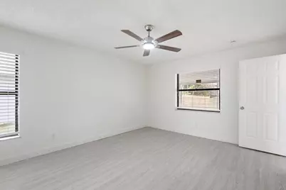 160 SW Grove Avenue, Port Saint Lucie, FL 34983 - Photo 17