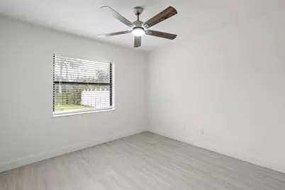 160 SW Grove Avenue, Port Saint Lucie, FL 34983 - Photo 21