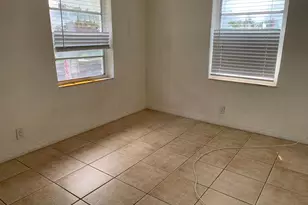 810 S 19th Ave, Hollywood, FL 33020 - Photo 3