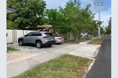 810 S 19th Avenue #1-2, Hollywood, FL 33020 - Photo 1
