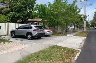 810 S 19th Ave, Hollywood, FL 33020 - Photo 1