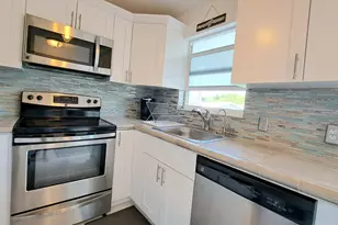 1445 SE 15th Ct, Deerfield Beach, FL 33441 - Photo 3