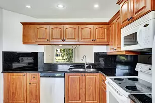 6372 Boca Cir, Boca Raton, FL 33433 - Photo 7