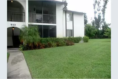 4877 Sable Pine Circle #D2, West Palm Beach, FL 33417 - Photo 1