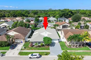 21035 Rustlewood Ave, Boca Raton, FL 33428 - Photo 5