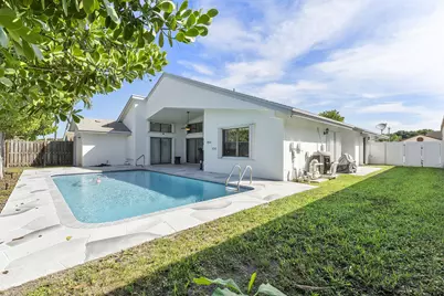 21035 Rustlewood Avenue, Boca Raton, FL 33428 - Photo 15