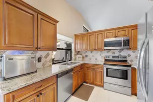 21035 Rustlewood Ave, Boca Raton, FL 33428 - Photo 29