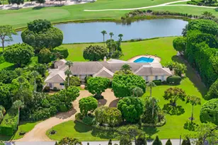8 Country Rd W, Boynton Beach, FL 33436 - Photo 1