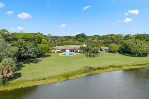 8 Country Rd W, Boynton Beach, FL 33436 - Photo 25