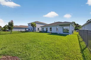 501 Cherimoya St, Fort Pierce, FL 34981 - Photo 31
