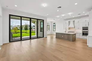 13267 Artisan Cir, Palm Beach Gardens, FL 33418 - Photo 11