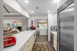 6106 Royal Poinciana Ln, Tamarac, FL 33319 - Photo 9